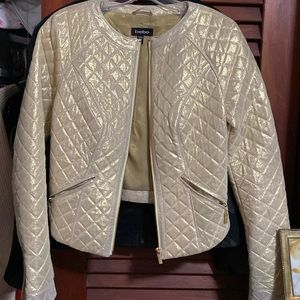 Beautiful Gold Jacket with zipper in front